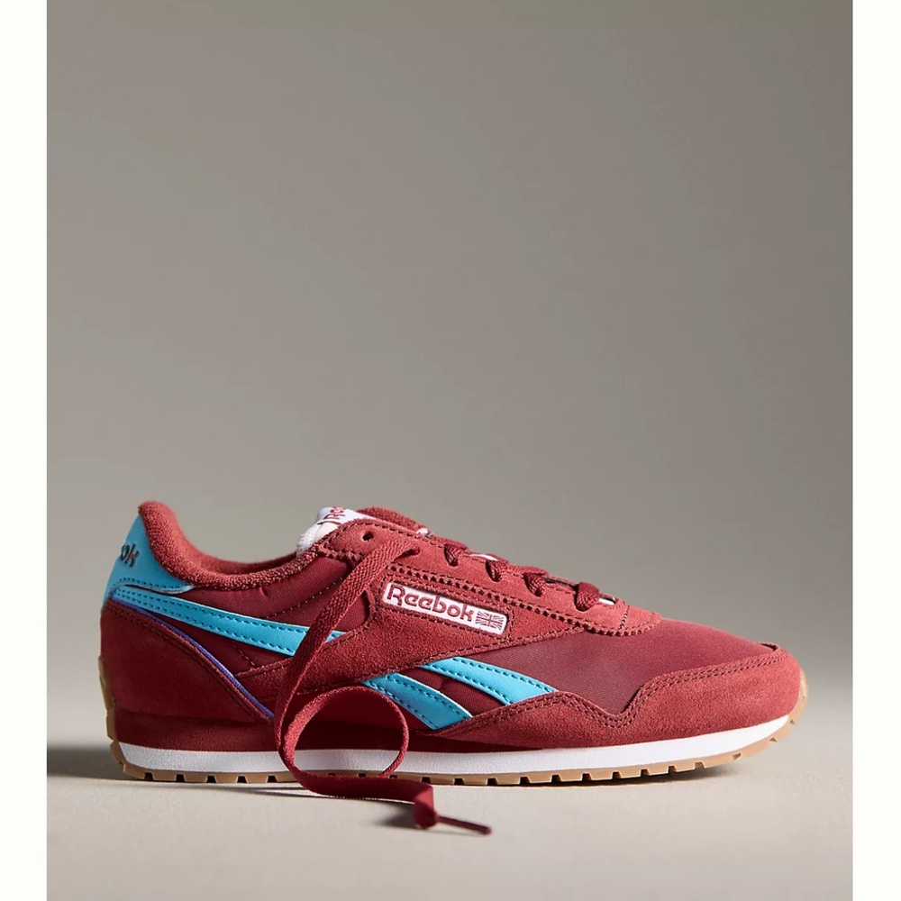 Reebok by anthropology Women's Red and Blue Sneakers sz 8 - Picture 3 of 3